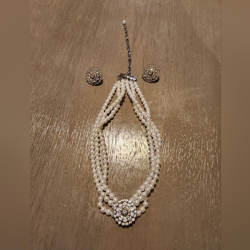 Vintage Faux Pearl  Necklace Earrings Set 16” Very Sweet Set 4 Strands
